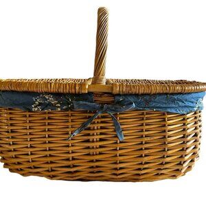 Vintage Large Oval Wicker Picnic Basket, Blue Floral Lining & Removable Lid
